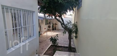 Image 33 - 227445